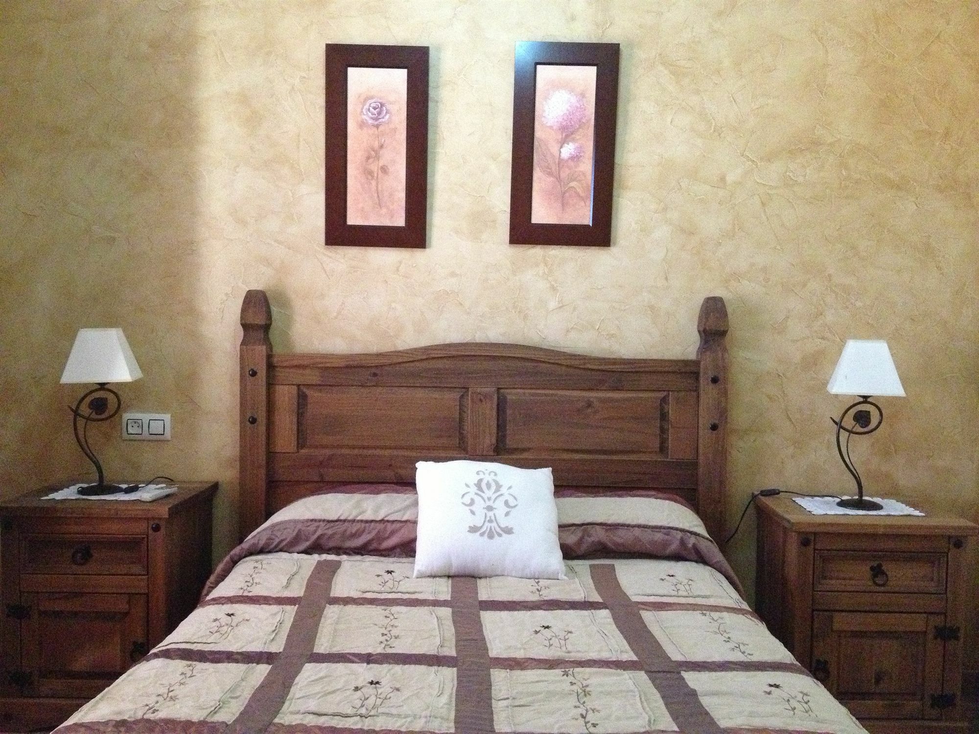 Apartamentos Rurales Complejo Penafiel Zarza La Mayor Екстер'єр фото